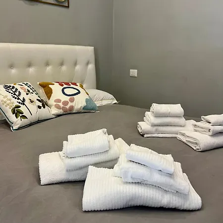 Casa Fiori Chiari - Giobertihome Apartamento San Remo